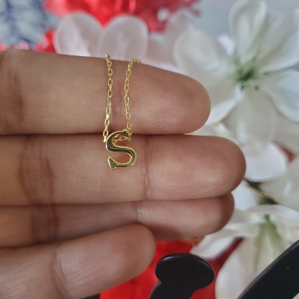 "S" Intial 14K Gold Necklace - Picture 3 of 8